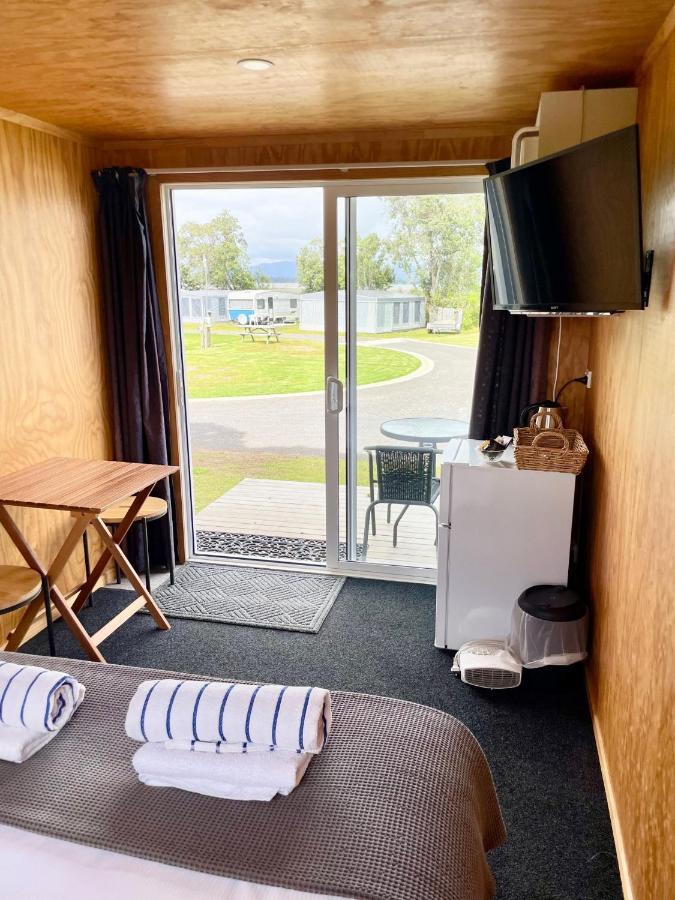 Athenree Hot Springs & Holiday Park Waihi Extérieur photo