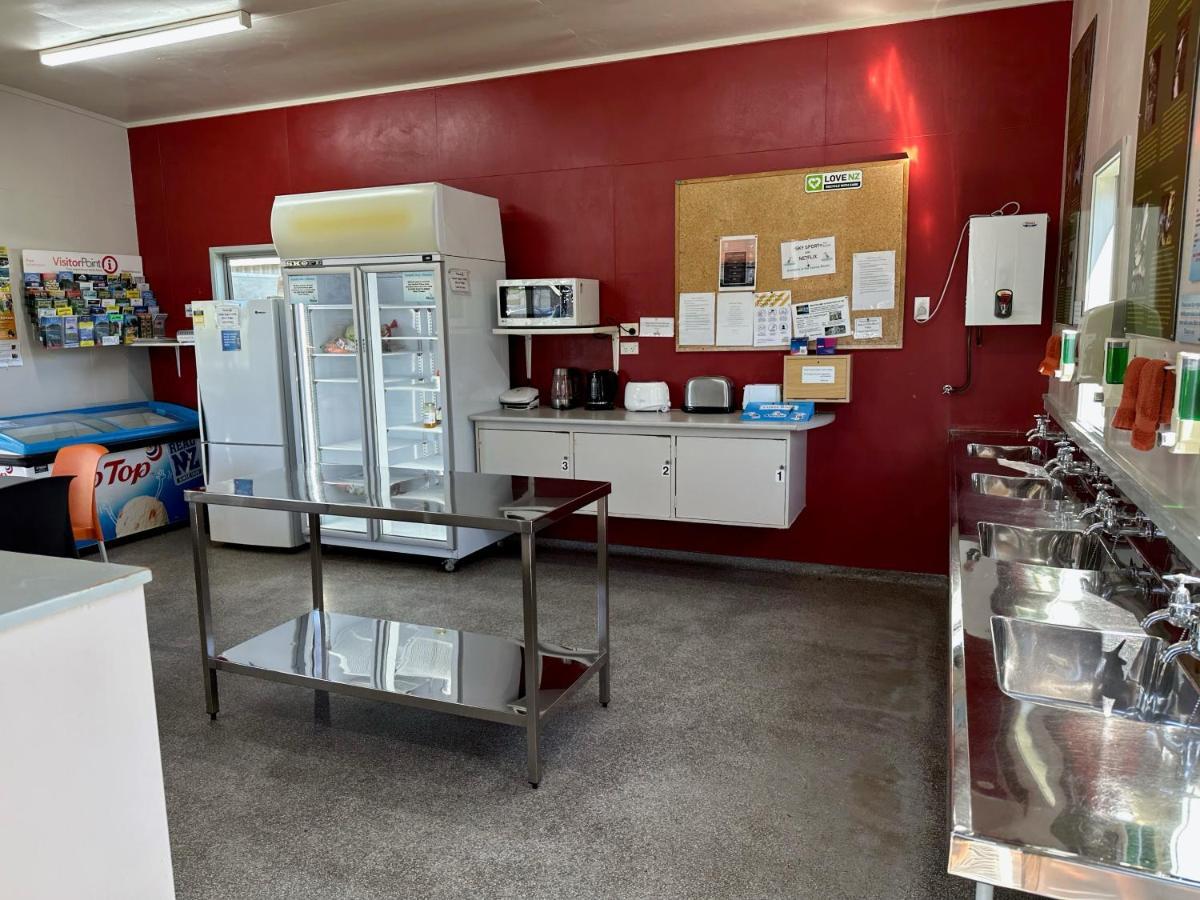 Athenree Hot Springs & Holiday Park Waihi Extérieur photo